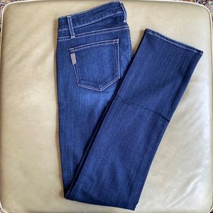 NWOT Paige Skyline Straight Jeans in Juna wash